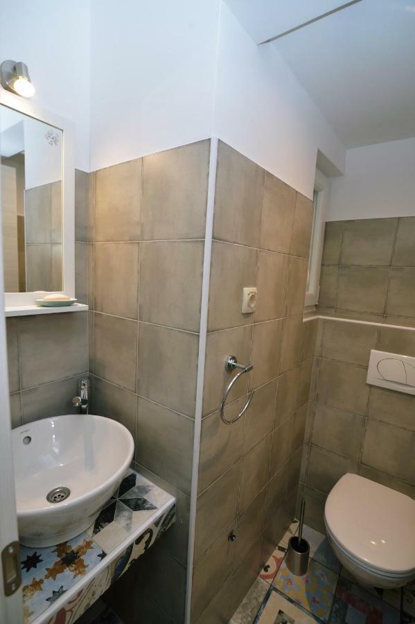 Apartments Knezgrad Ловран Экстерьер фото